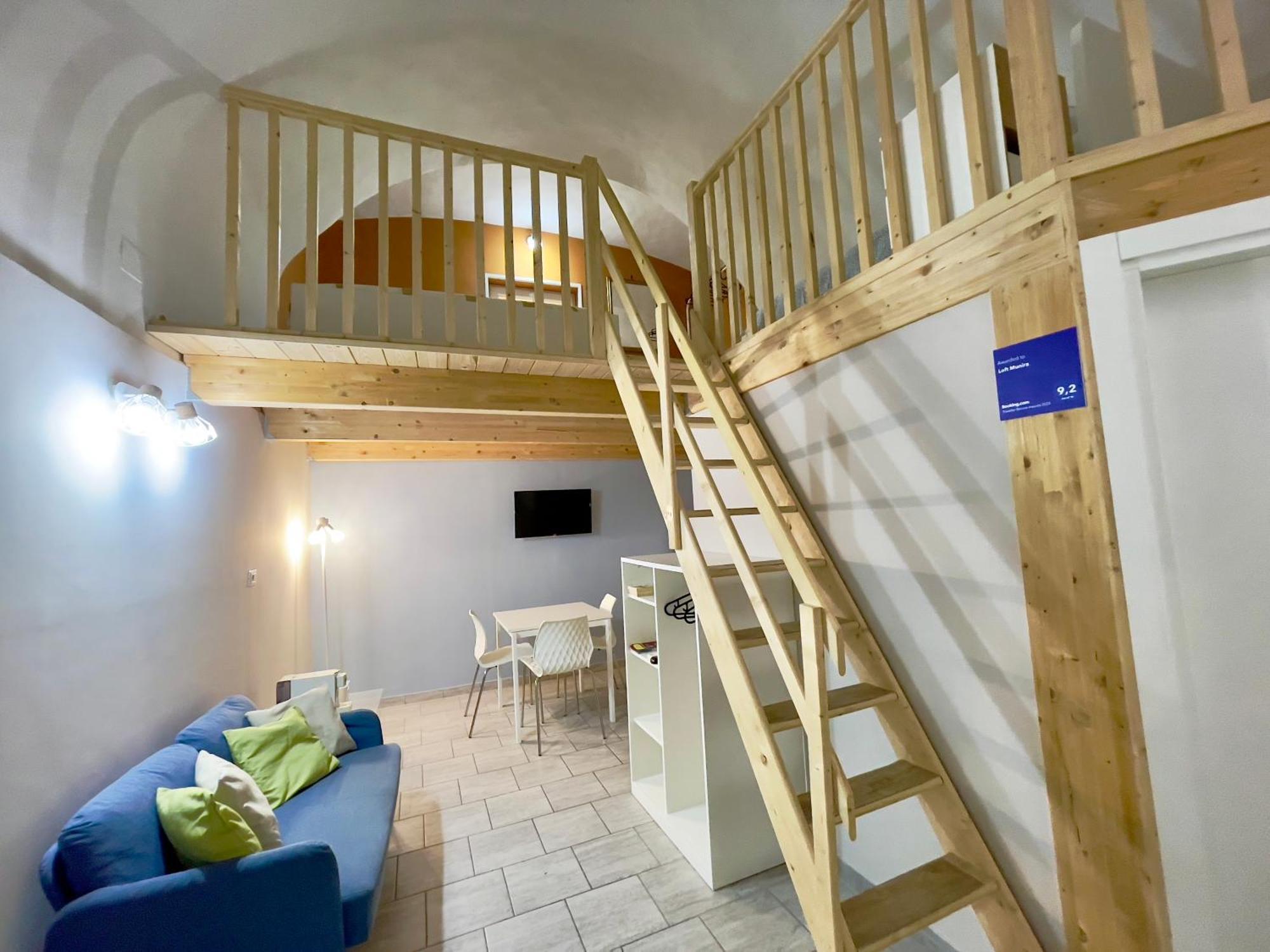 Loft Munira Apartment เนเปิลส์ ภายนอก รูปภาพ